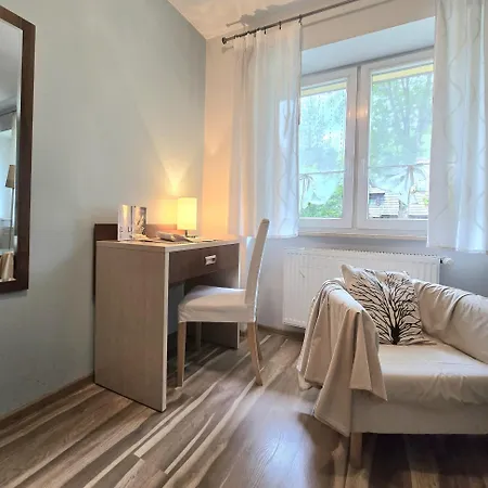 Willa Jagiellonka Apartamenty W Centrum, Parking